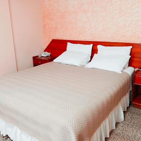 Hotel 7 Calles Santa Cruz de La Sierra Eksteriør billede